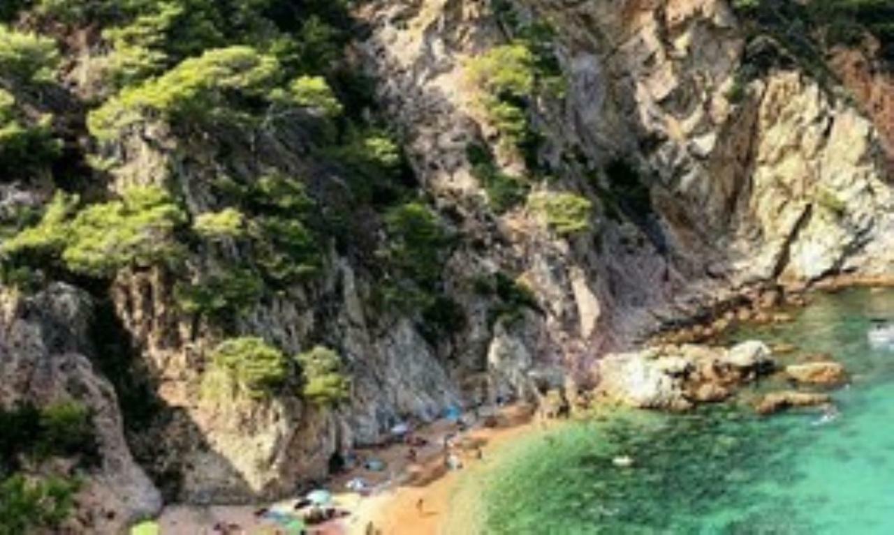 Cala Salions, Chalana I Διαμέρισμα Χιρόνα Εξωτερικό φωτογραφία